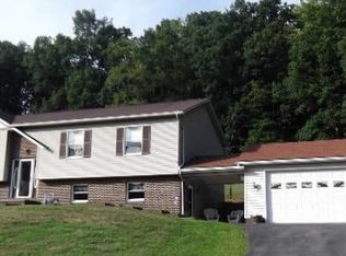 102 Innsbruck Dr, Emporium, PA