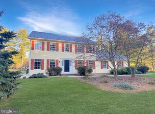 21 Schultz Ln, Falling Waters, WV 25419