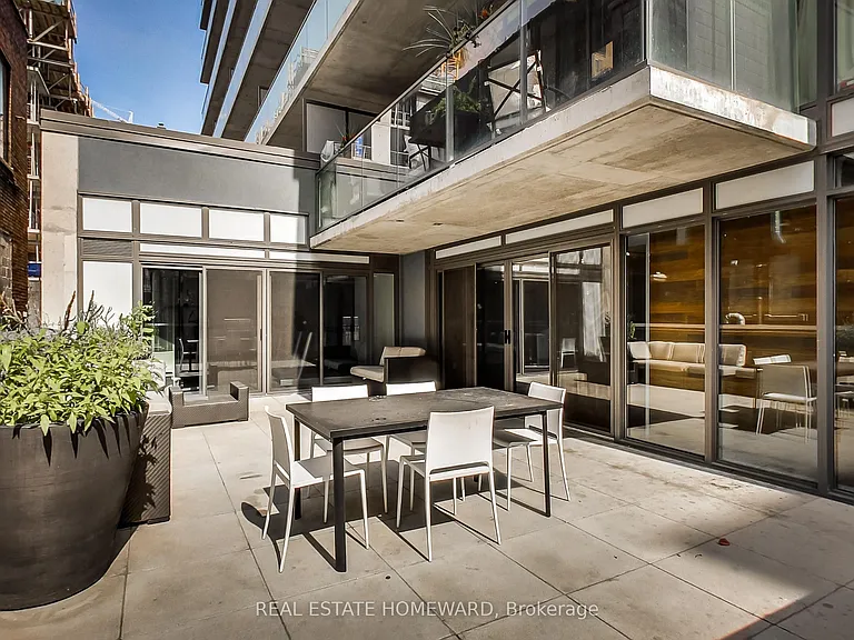 32 Camden St #706 — Photo 41
