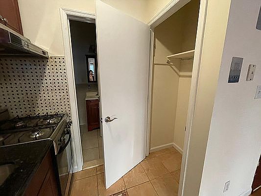 5th image of 312 W 101st St APT 5