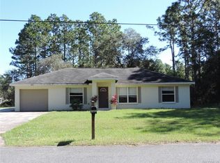 7685 N Paris Dr, Citrus Springs, FL 34434