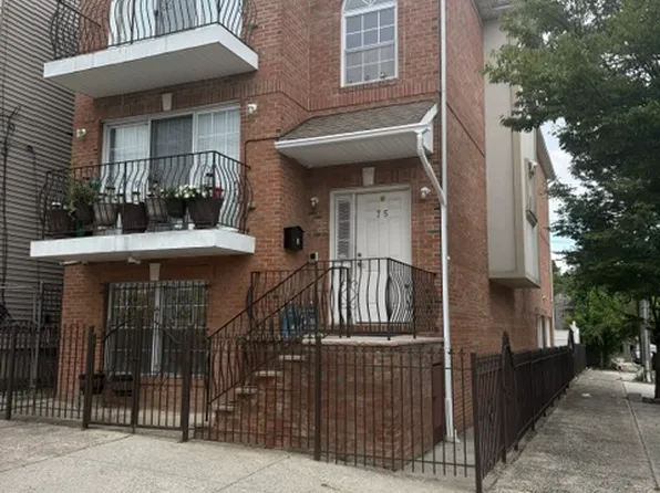 75 Littleton Ave, Newark, NJ 07107