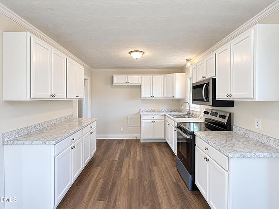 3rd image of 5244 Lindsey Rd
