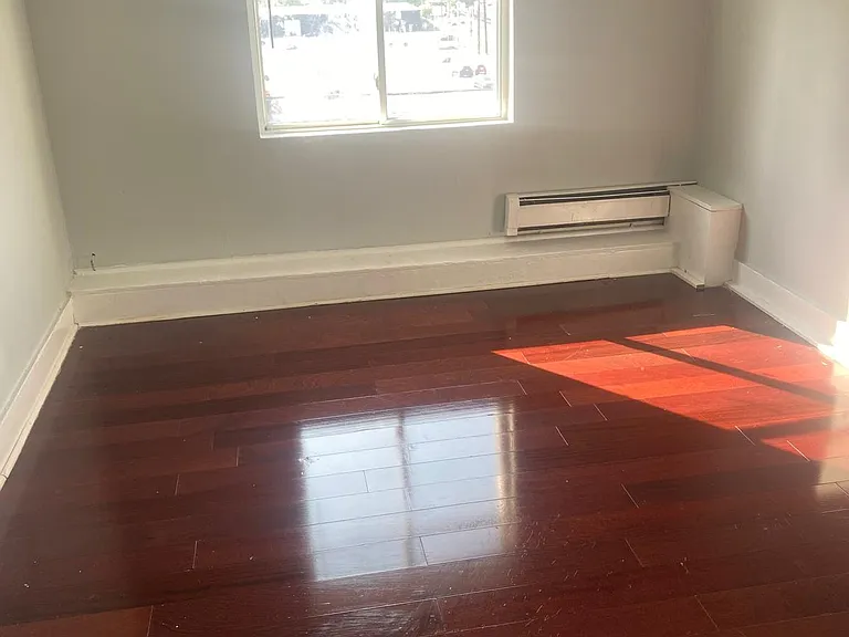 1132 Wolf St #4 — Photo 5