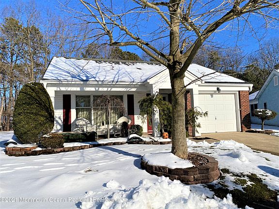 2nd image of 1669 Wisteria Ct