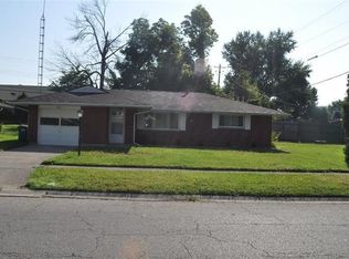 80 Royal Dr, Springboro, OH 45066