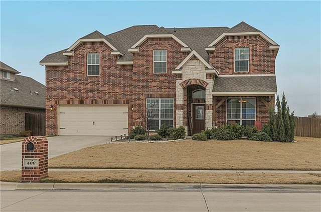 1st image of 400 Poppy Dr