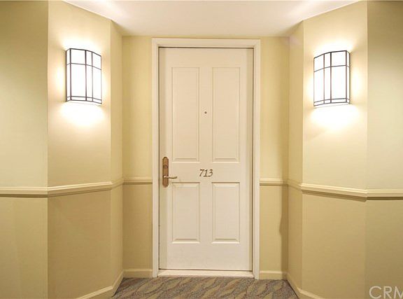 4th image of 850 E Ocean Blvd Unit 713