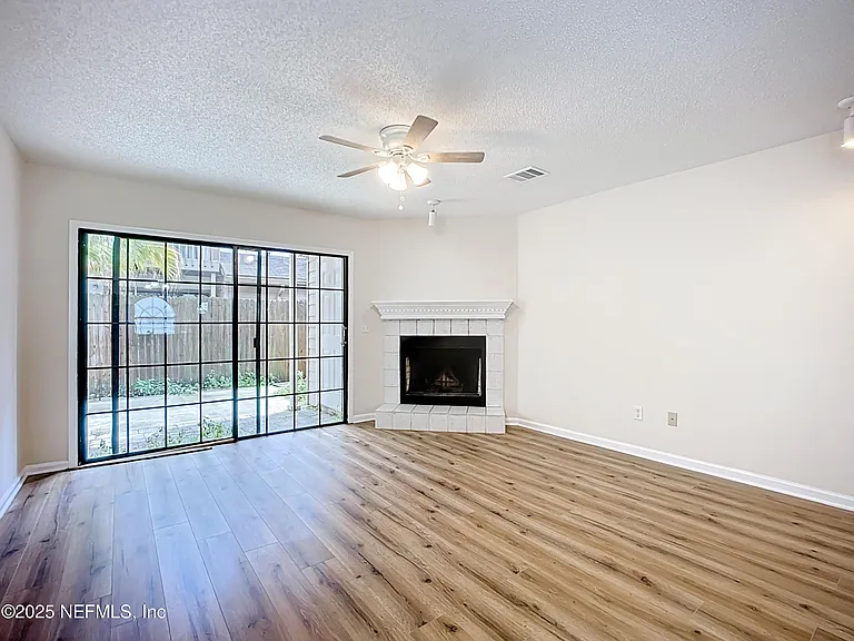 2075 Gail Ave — Photo 36