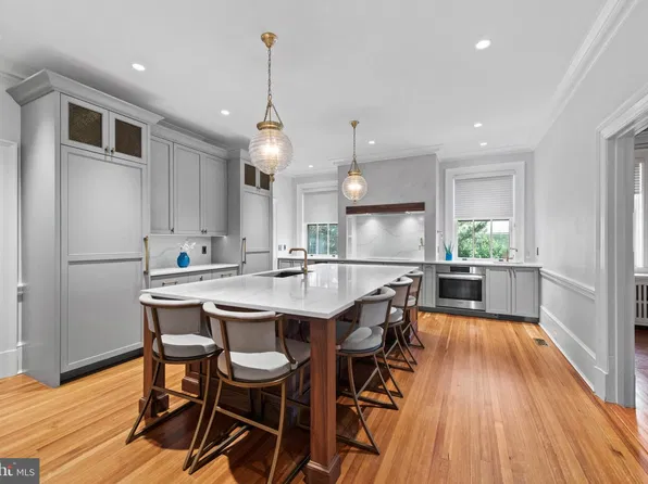 504 Overhill Rd, Baltimore, MD 21210