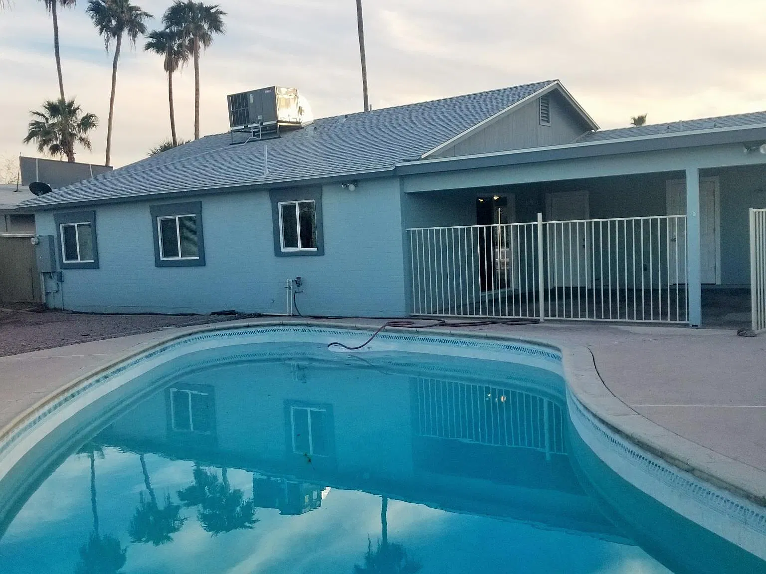 4 bed, 1984 sqft, $3,120 — Photo 2