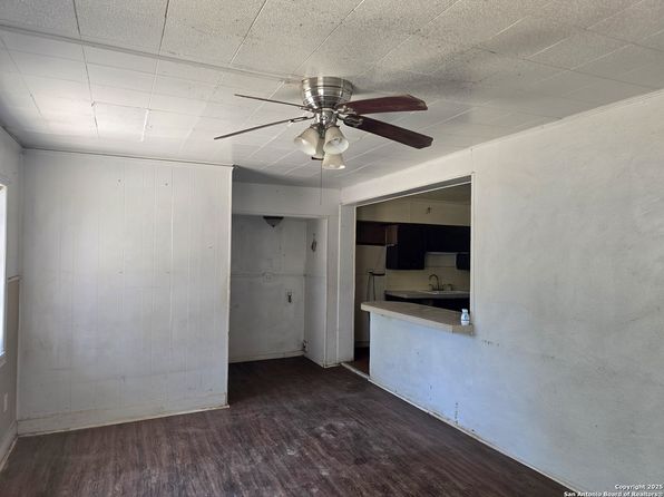 san-antonio-texas-169112895 picture