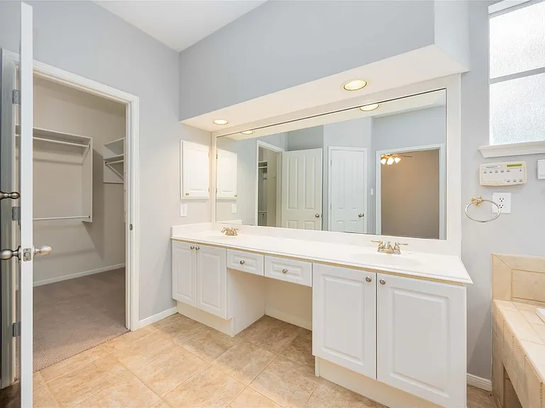 11 Alden Glen Ct — Photo 25