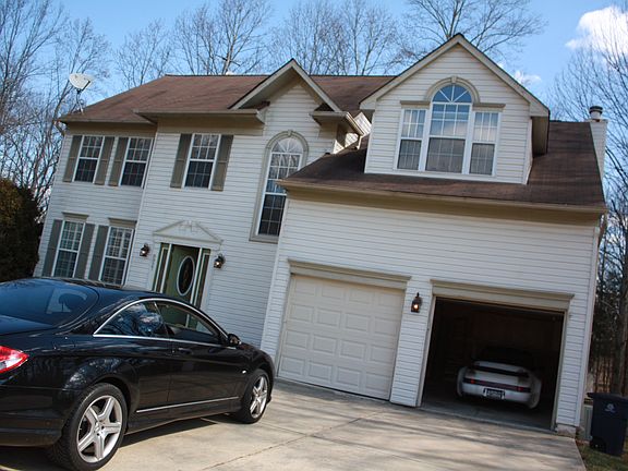 2nd image of 8827 Creekway Dr