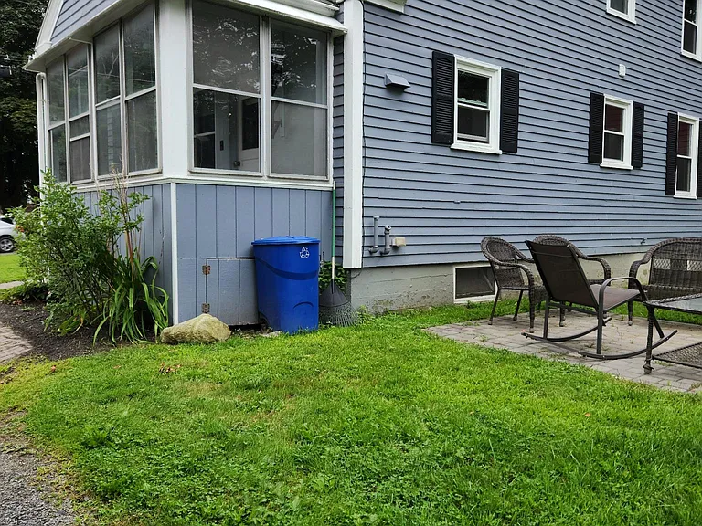 391 Main St #2 — Photo 15