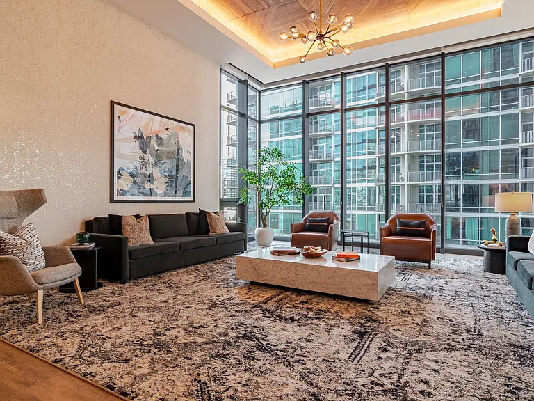 Community Lounge Space at 903 Peachtree Apartments in Atlanta, GA 30309