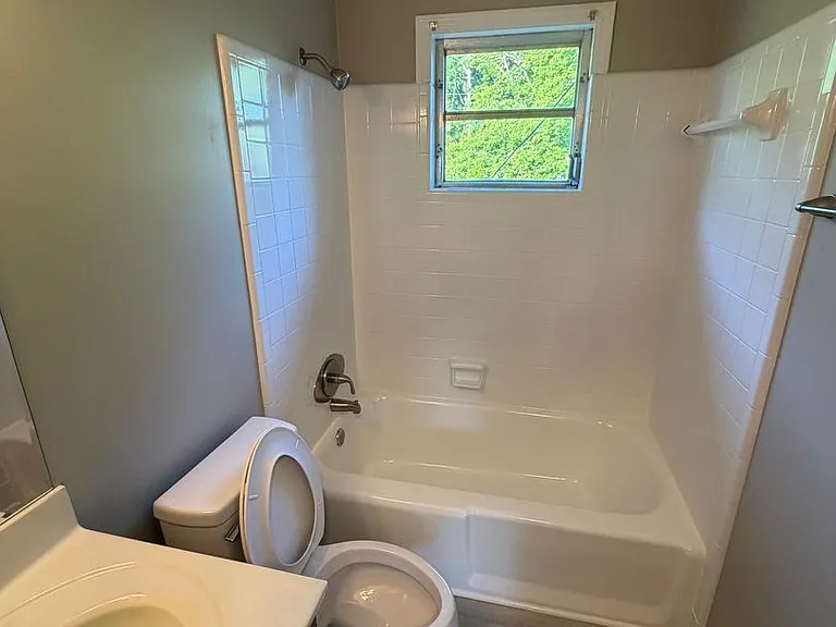 1709 Virginia St. — Photo 11