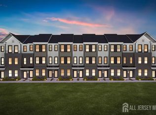 509 Sadie Cir, New Brunswick, NJ 08901
