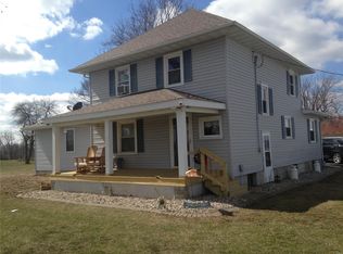 1533 N 425 St, Vandalia, IL 62471