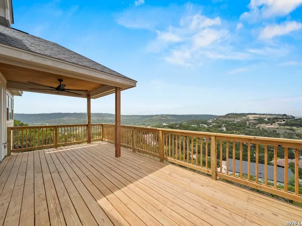 811 LEXINGTON PASS, Canyon Lake, TX 78133