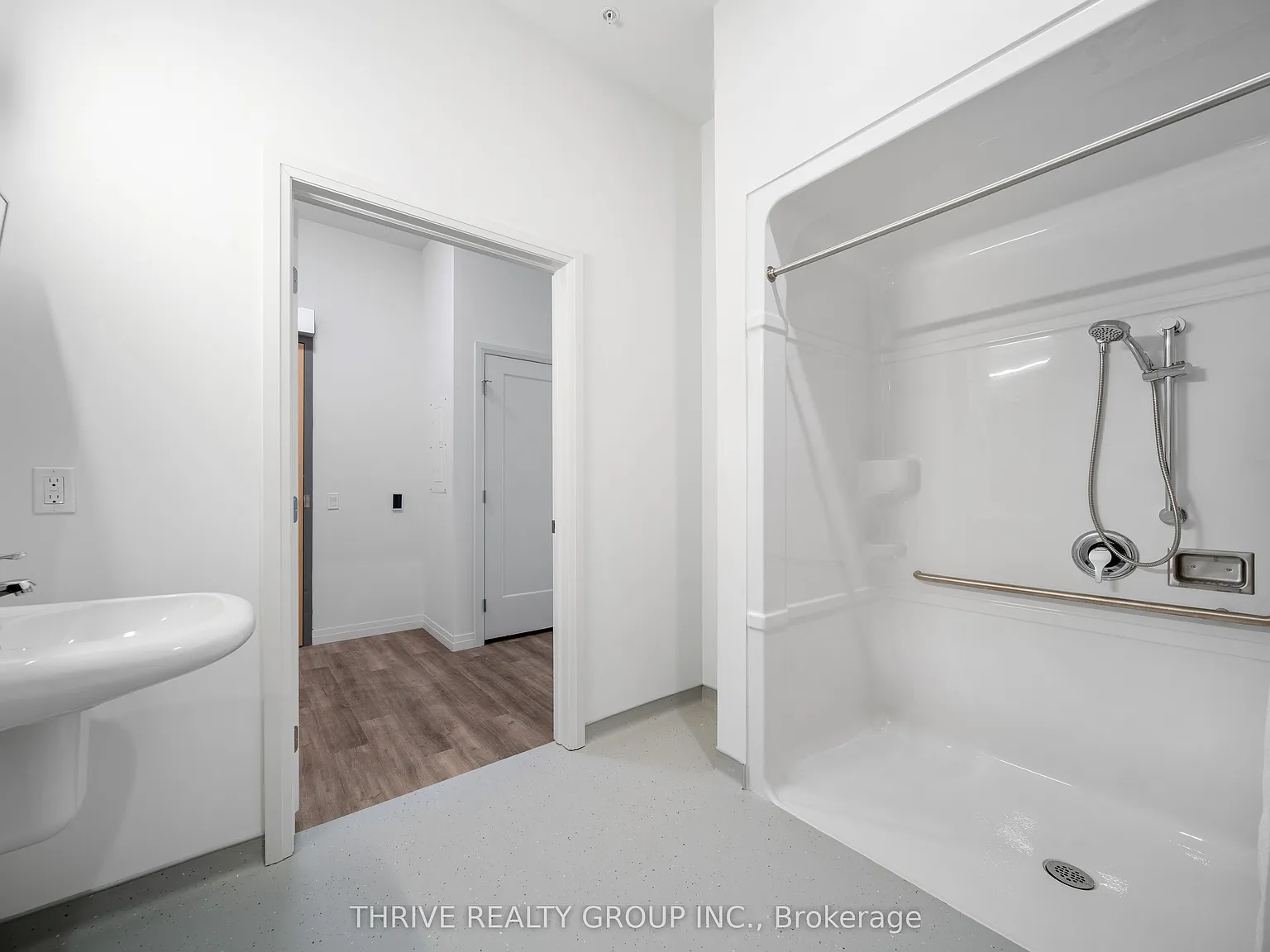 2 bed, $1,975 — Photo 3