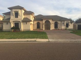 2911 Robert Frost, Laredo, TX 78041