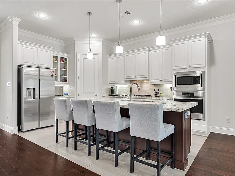 15621 Long Creek Ln — Photo 8
