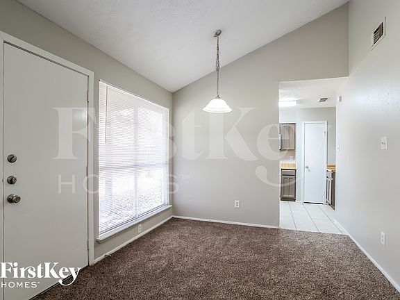 5th image of 4118 Pinebridge Ln