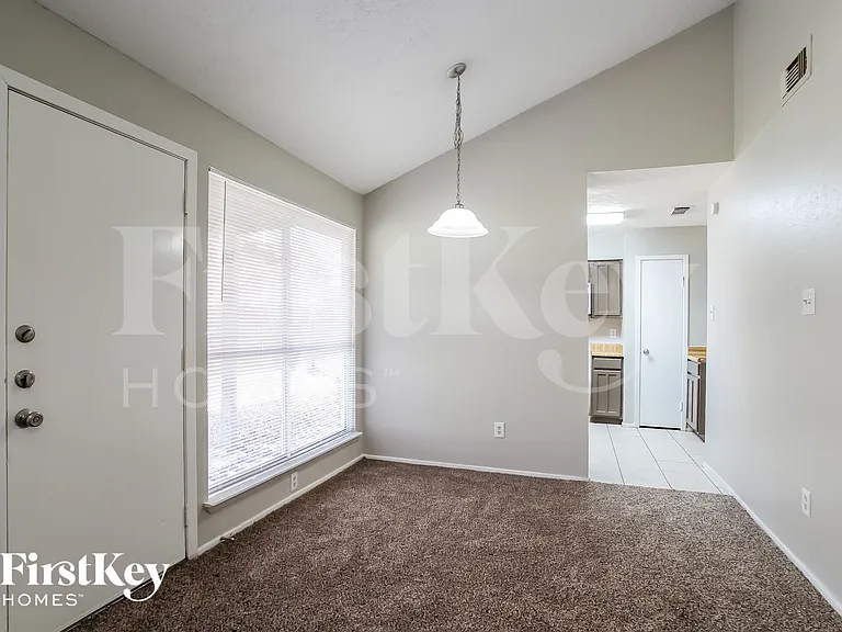 4118 Pinebridge Ln — Photo 5
