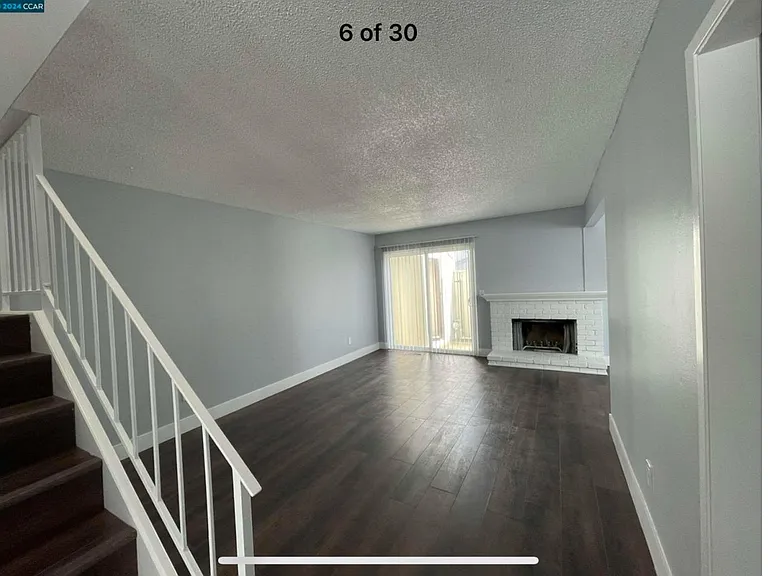 1229 Marina Cir — Photo 13