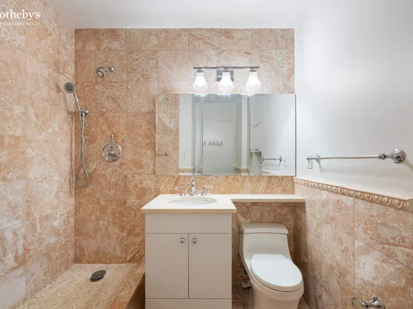 50 East 89th Street image 12 of 21