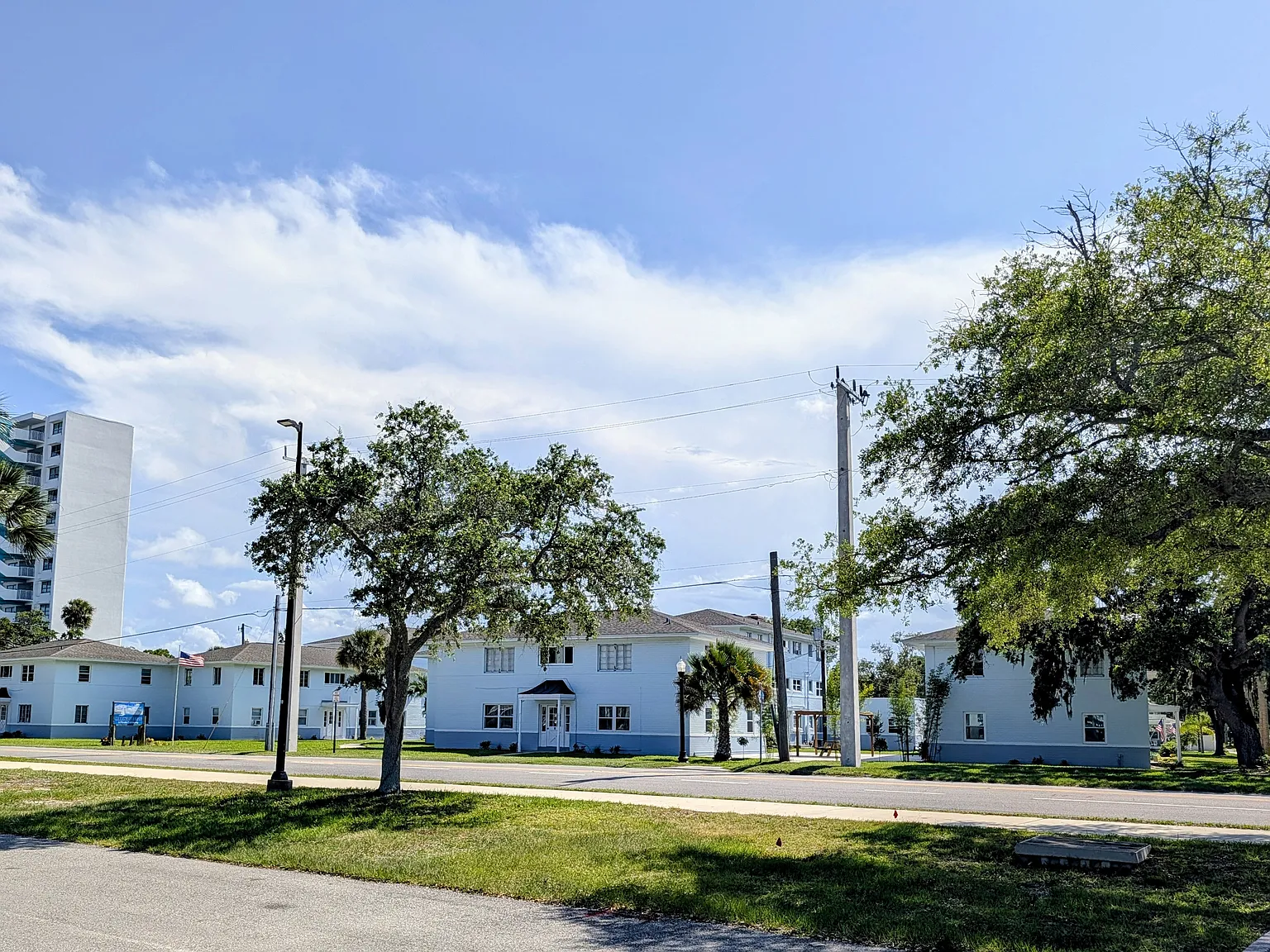 2 bed, 750 sqft, $1,400 — Photo 3