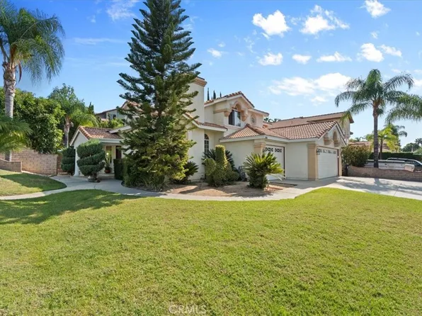 28800 Bristol St, Highland, CA 92346