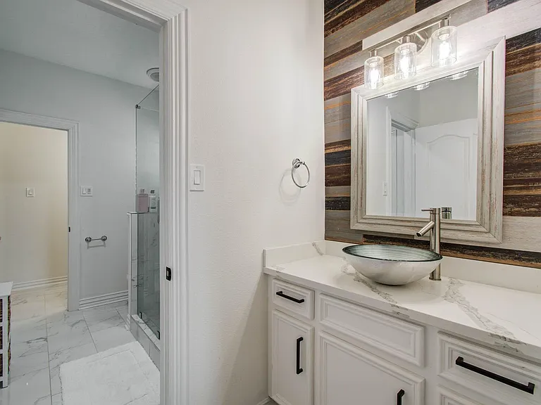 18807 Oriole Point Ct — Photo 39