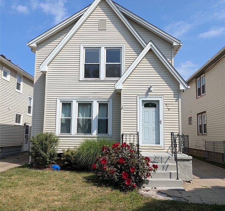 1st image of 379 Victoria Blvd