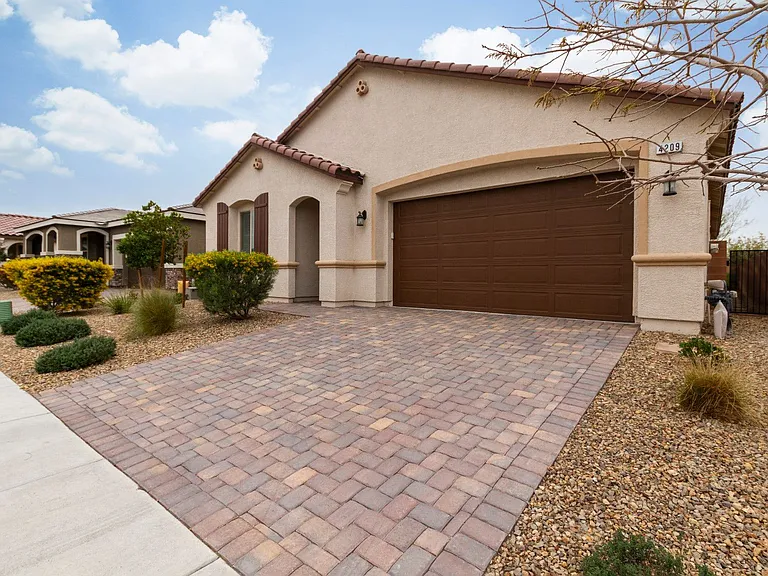 4209 Gallinule Dr — Photo 2