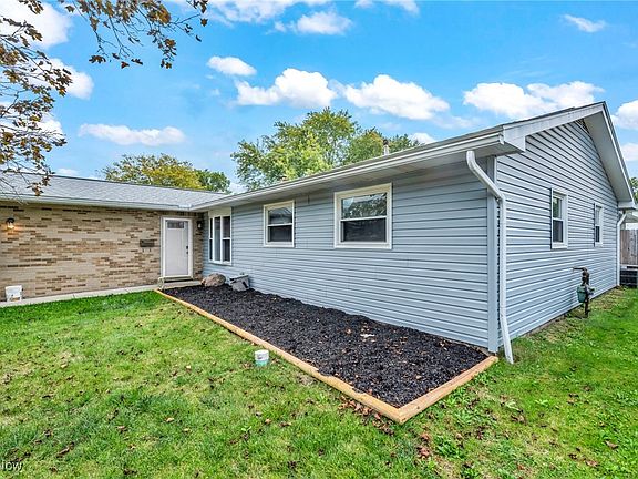 2nd image of 251 Windsor Dr