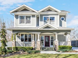 1607 E Indiana St, Wheaton, IL 60187