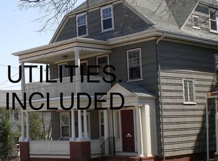 889 Hope St, Providence, RI 02906