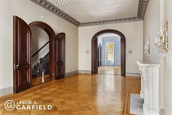 Rented by Leslie J. Garfield | media 2