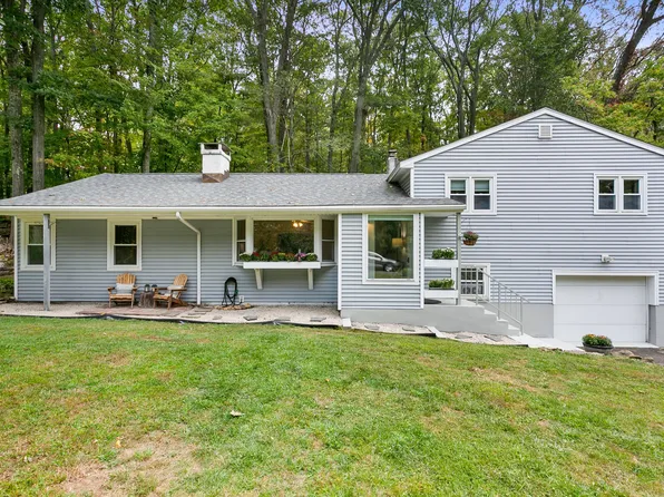9 Mary Ann Drive, Danbury, CT 06811