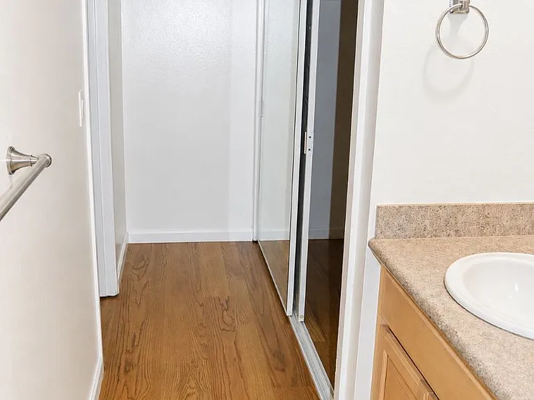95 Marguerite Ave — Photo 15