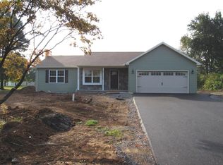 8 W Center St, Lebanon, PA 17046