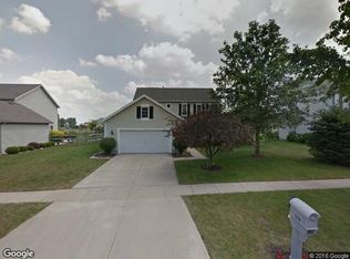 1124 Oriole Dr, Bowling Green, OH 43402