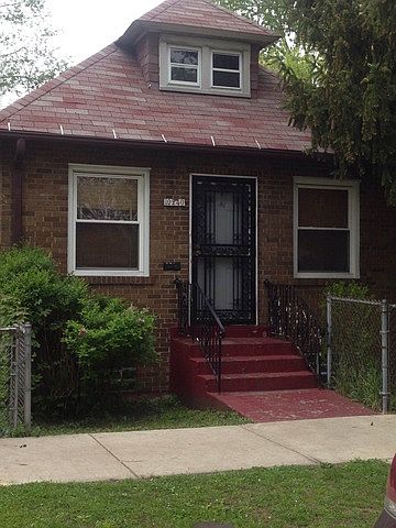 1st image of 10240 S Hoxie Ave