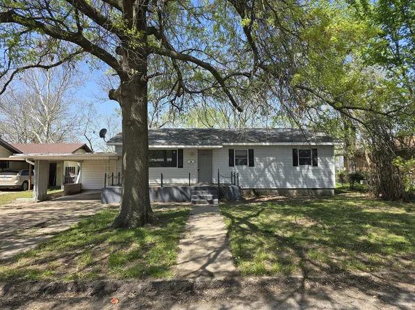 409 N Main St, Commerce, OK 74339