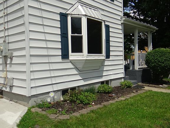 3rd image of 536 Westlake St