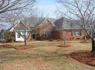 209 Wexford Cir, Bonaire, GA