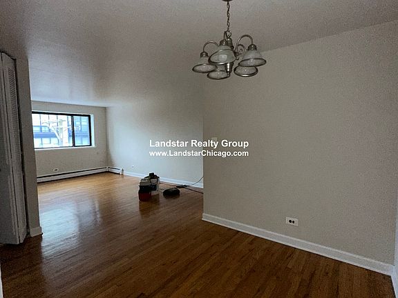 5th image of 5917 N Kenmore Ave APT 428