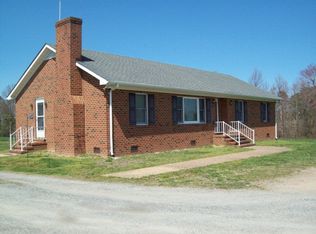 16507 Richmond Rd, Callao, VA 22435